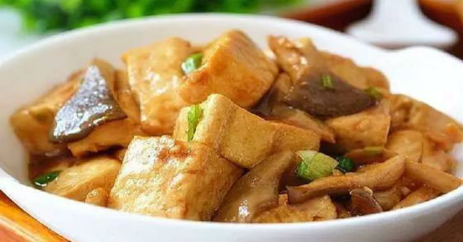 平菇豆腐